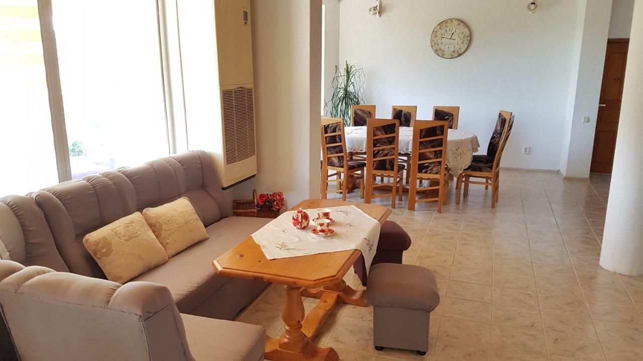 Rosarium Residence Guest House Dryanovo Luaran gambar